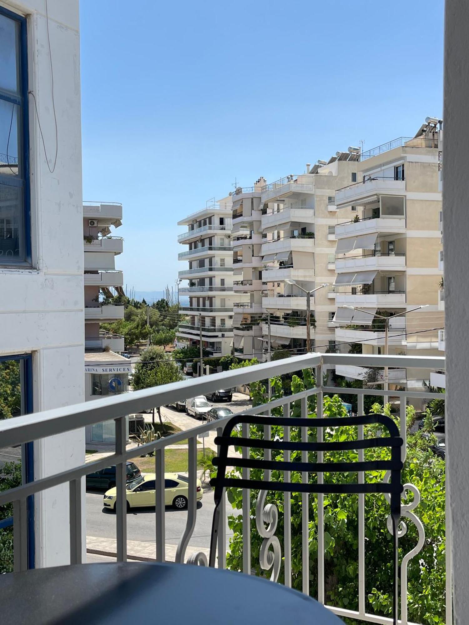 Athenean Bnb Seaside Serenity Steps From The Riviera Buitenkant foto