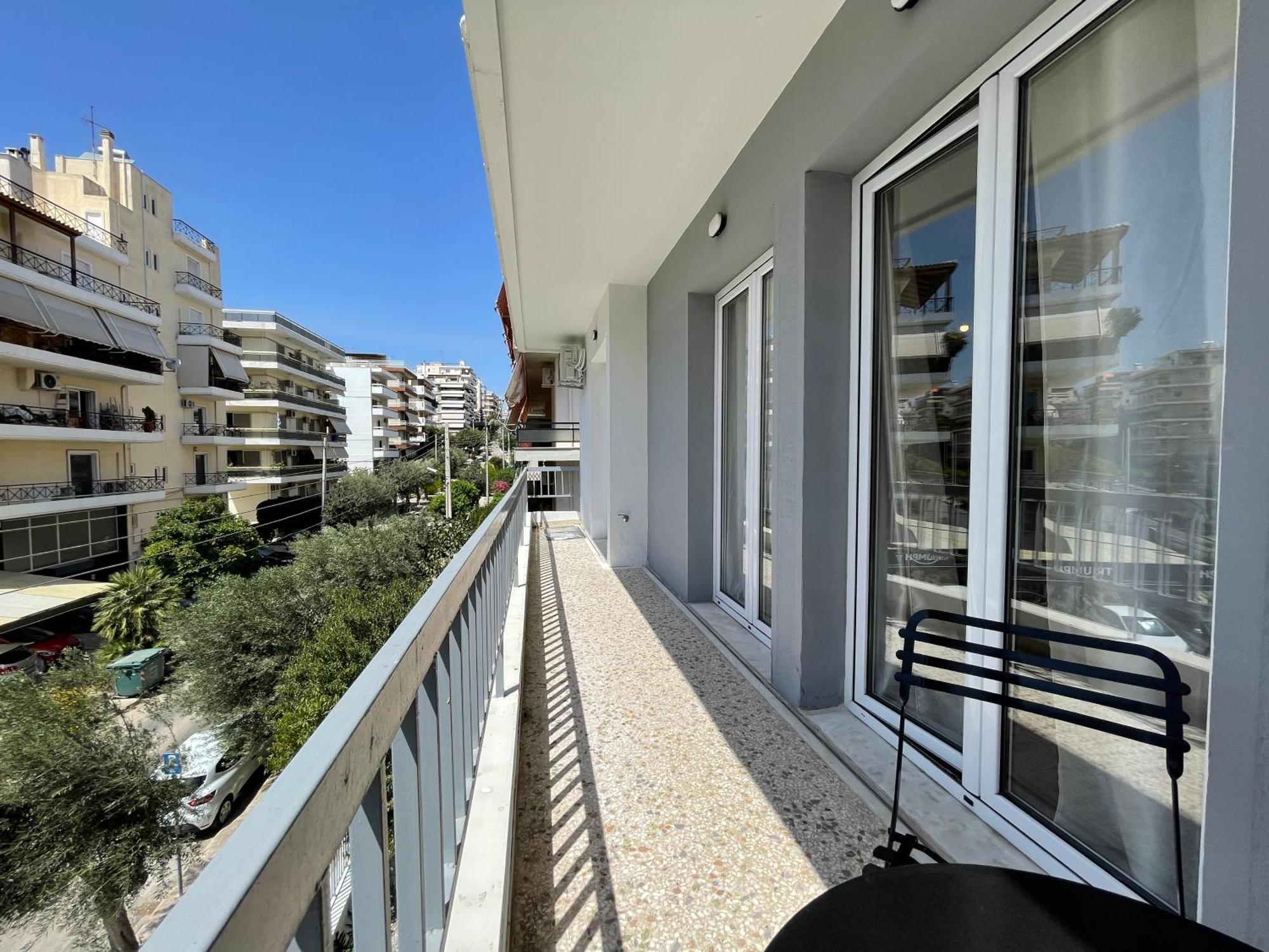 Athenean Bnb Seaside Serenity Steps From The Riviera Buitenkant foto