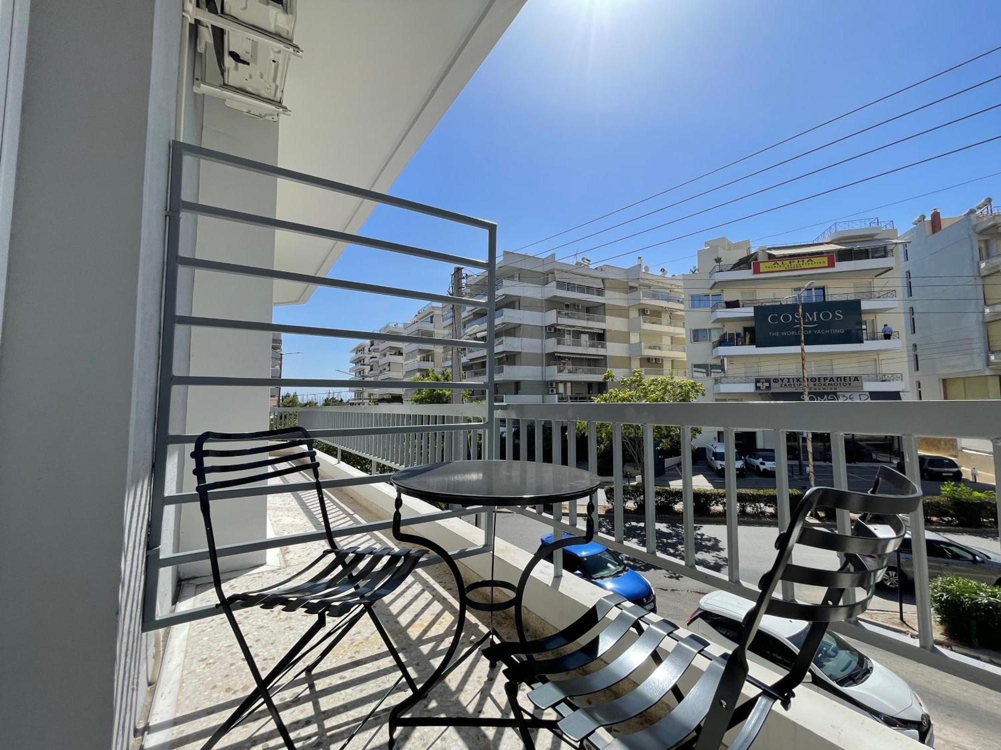 Athenean Bnb Seaside Serenity Steps From The Riviera Buitenkant foto